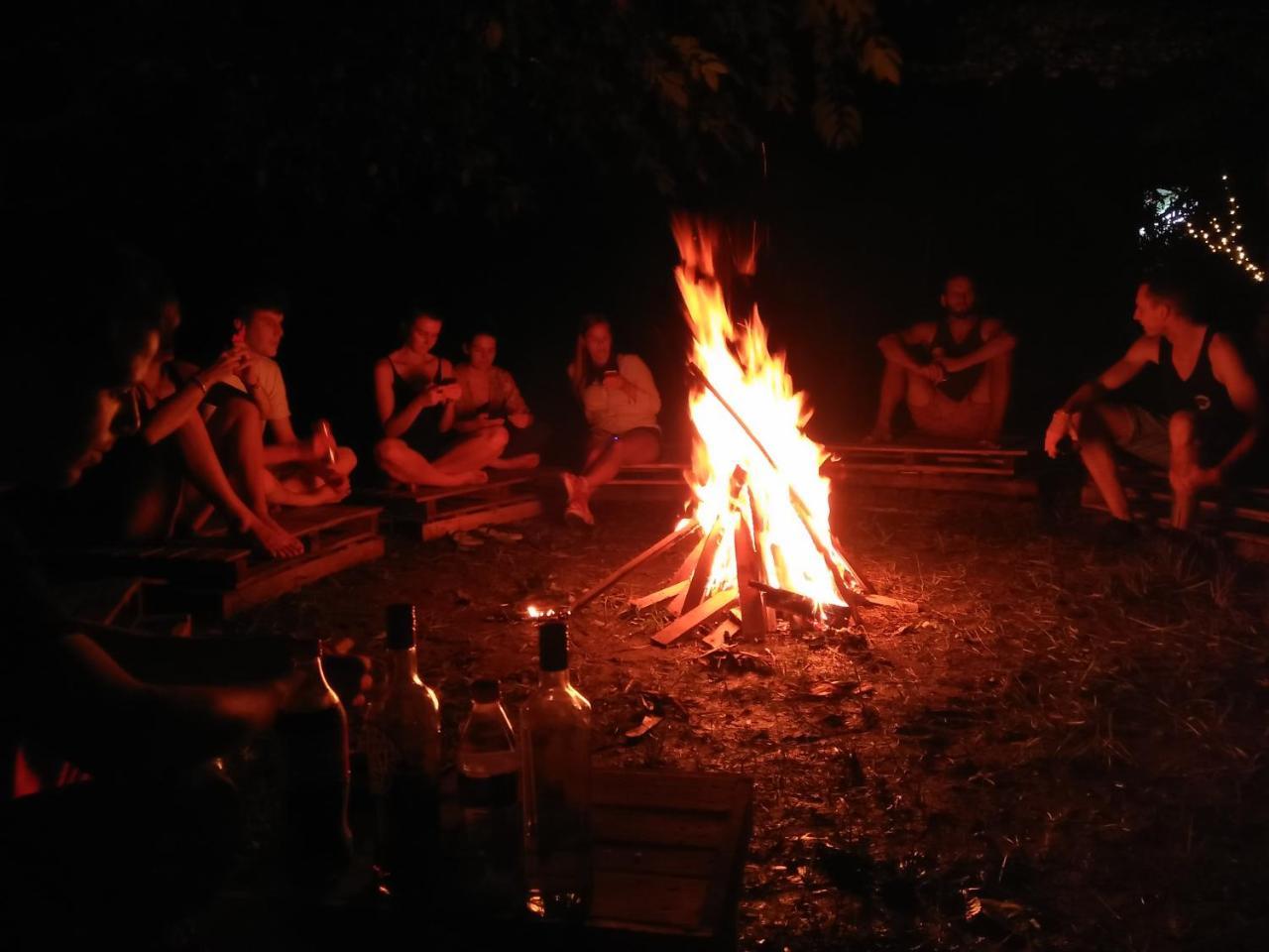One More Night Hostel Sigiriya Eksteriør bilde